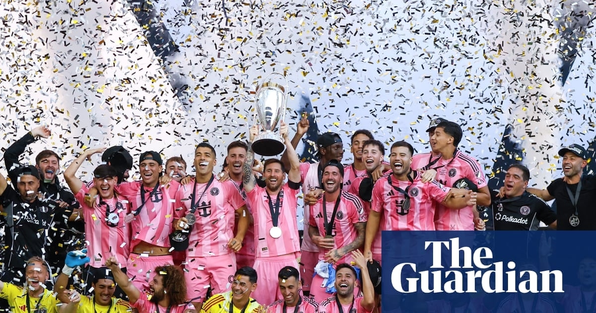 梅西引领迈阿密国际夺 MLS Cup:3-1力克温哥华的激战夜